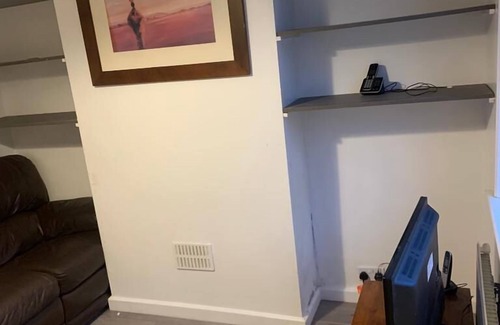 Gillingham Apartment | Ardens Lodge