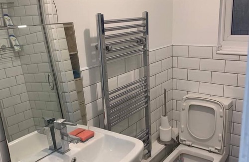 Gillingham Apartment | Ardens Lodge