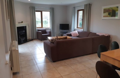 Ardnatrush Cottage | Ardnagashel Woods No 08 - a two story that sleeps 8 guests in 4 bedrooms