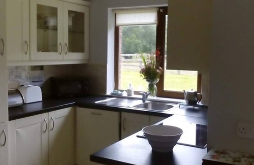 Ardnatrush Cottage | Ardnagashel Woods No 08 - a two story that sleeps 8 guests in 4 bedrooms