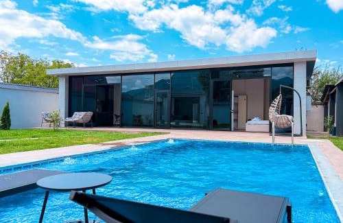 Gabala Villa | Area36 Golden Loft