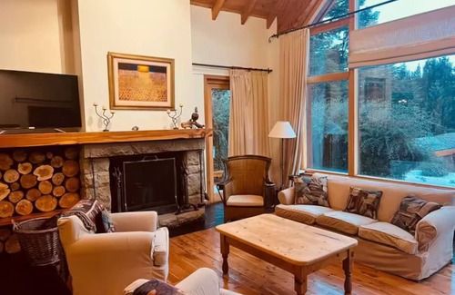 Villa Los Coihues House | Arelauquen Golf House