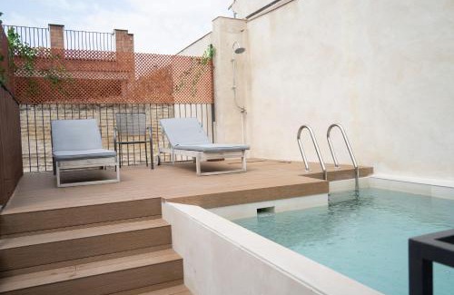Santa Catalina House | Arena Centro Rooms&Suites, by Homing U