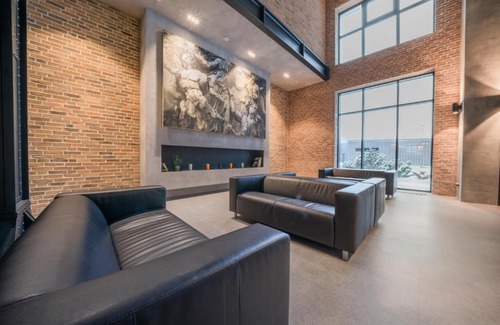 Dekabristov Island Apartment | Arena Loft Apartments