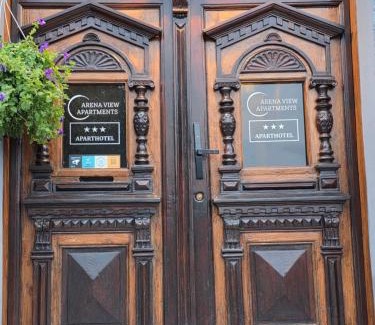 Old Town Apartment | Arena View Premium Loft