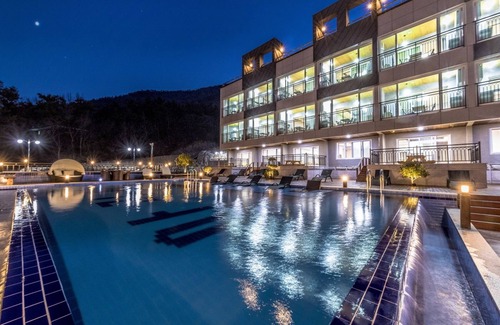 Yeosu Condo | Aria Pension Resort