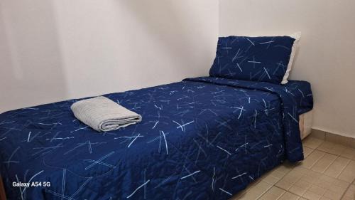 Taman Tanjung House | ARIAN'S PRIVATE APARMENT glory beach resort