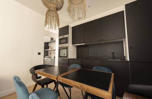 Vivienne Apartment | Arigato, 2BR/2BA, 6 people