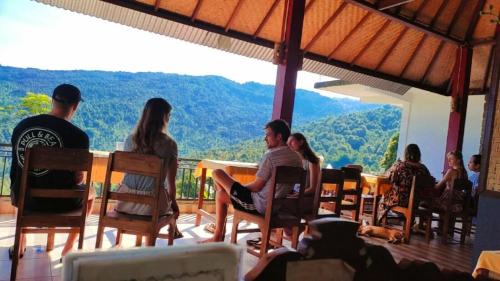 Munduk House | Aris Homestay and Warung Made