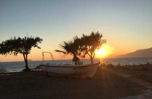 Neo Kalamaki House | Aristodimos Luxury Suite