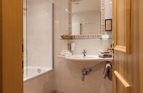 Sankt Anton am Arlberg Hotel | Arlen Lodge Hotel