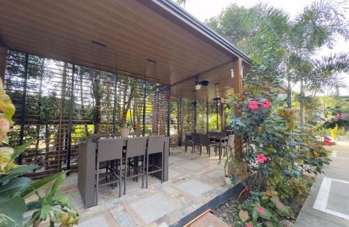 Cuyapo Resort | Armando's Garden Resort and Restaurant