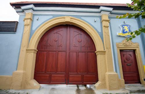 Gherla Hotel | Armenopolis - Adults Only