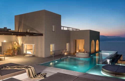 Akrotiri Villa | Arota Exclusive Villas