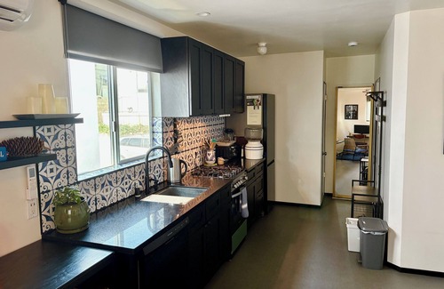 South Pasadena House | Arroyo Seco upper duplex 1-bdrm - Rose Bowl adjacent