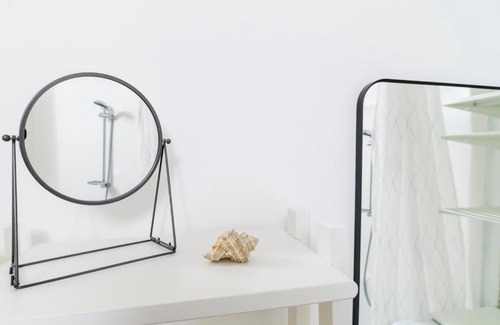 Wieden Apartment | Art Apartment Karlsplatz by ichbucheAT