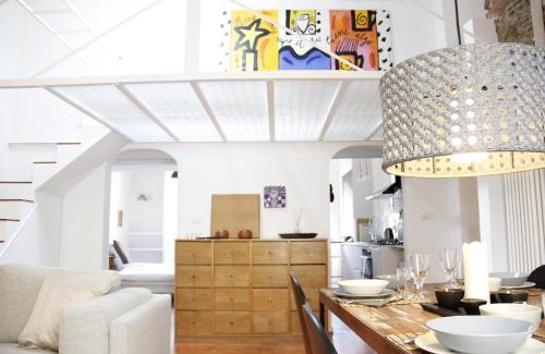 Oltrarno Apartment | Art Apartment Velluti