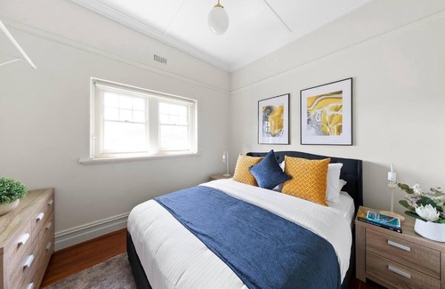 St Kilda Apartment | Art Deco Hideaway - St Kilda