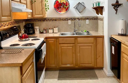 South Perry District House | Art House Up—Artsy, Unique, Comfy, Safe, Beautiful