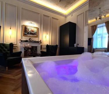 Stradom Apartment | Art Jacuzzi Kraków Koletek