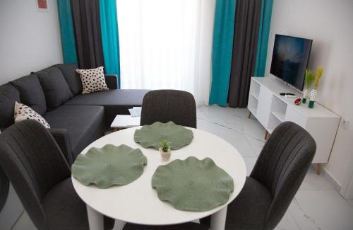 Avsallar Apartment | Art life aparments (watermelone)