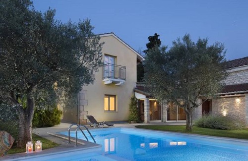 Sorici House | Art Villa Sis