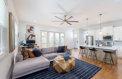 Mechanicsville House | Artful escape with stylish interior, skyline views, luxe suite with WFH desk