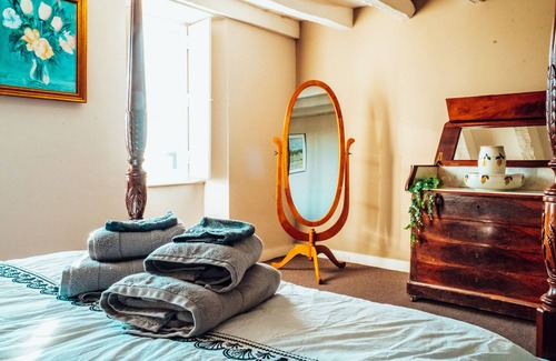 Redon Apartment | Arthur Bernéde’s and Shipowner's house; Exceptional view