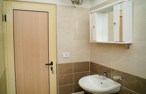 Permet Bed & Breakfast | ARTI APARTMENTS