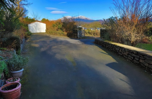 Penrhyndeudraeth Cottage | Artist's Cottage