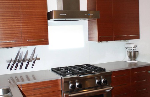 King House | Artist's Modern & Serene Home in Trendy Alberta Arts District