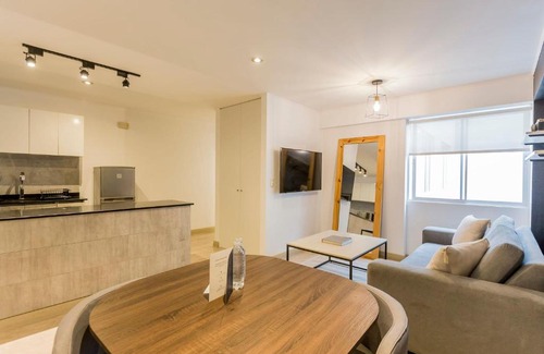 Barranco Apartment | Artistic 2BR in Luxury Building