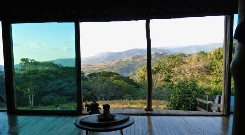 Tajo Alto Bed & Breakfast | Artistic house in a coffee plantation