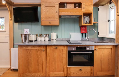 Ryther Cottage | ARTS AND CRAFTS, romantic, with a garden in Tadcaster