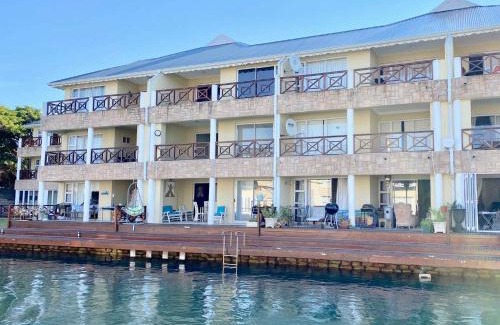 Marina Martinique Apartment | Aruba Breeze 09