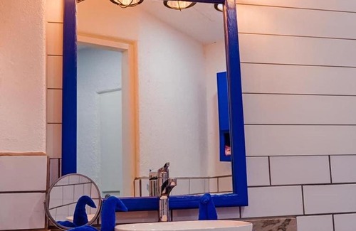 Marina Apartment | As Seen On HGTV - The Best kept secret in Cabo Marina