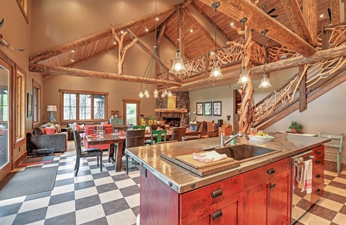 Ashland House | Ashland Lodge w/Lake Views & Game Room Loft