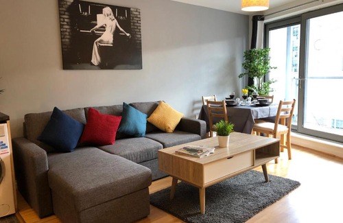 Watford Town Centre Apartment | Ashleigh two bed apartment in the heart of watford