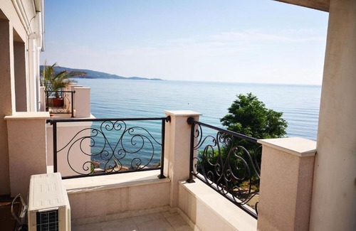 Primorsko Hotel | Ashram Hotel