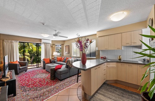 Mooloolaba Apartment | Asiatic Suite at Nautilus Mooloolaba