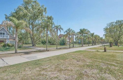 San Nicolas Villa | Asombrosa casa en exclusivo Country Club de Pilar