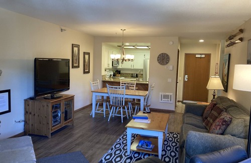 Mammoth Lakes Cabin | Aspen Creek #226 - Year-round Activities!