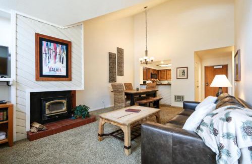 Mammoth Lakes Apartment | Aspen Creek #311 condo