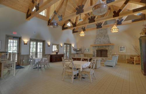 Government Camp Apartment | Aspenglow Condo 67