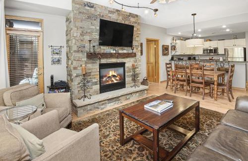 Edwards Apartment | Aspenwood Lodge #205 Condo