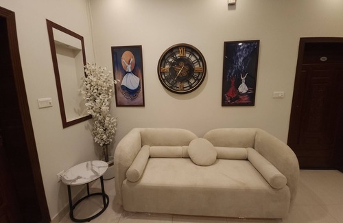 Islamabad House | Aspire Lodge - Family Guest House, Bedrooms with private washrooms in Islamabad