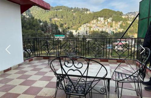Shimla Bed & Breakfast | Aston Shimla Hill's