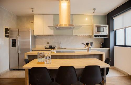 Santa Cruz Apartment | Astonishing 2BR at Malecon