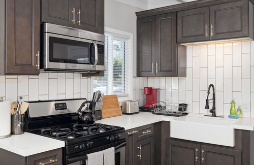 North Long Beach House | ★ASTONISHING HARBOR 1B1B THEMED HOUSE★