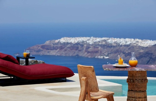 Imerovigli Villa | Astonishing Santorini Villa | 1 Bedroom | Cavalieros Honeymoon Suite | Private.